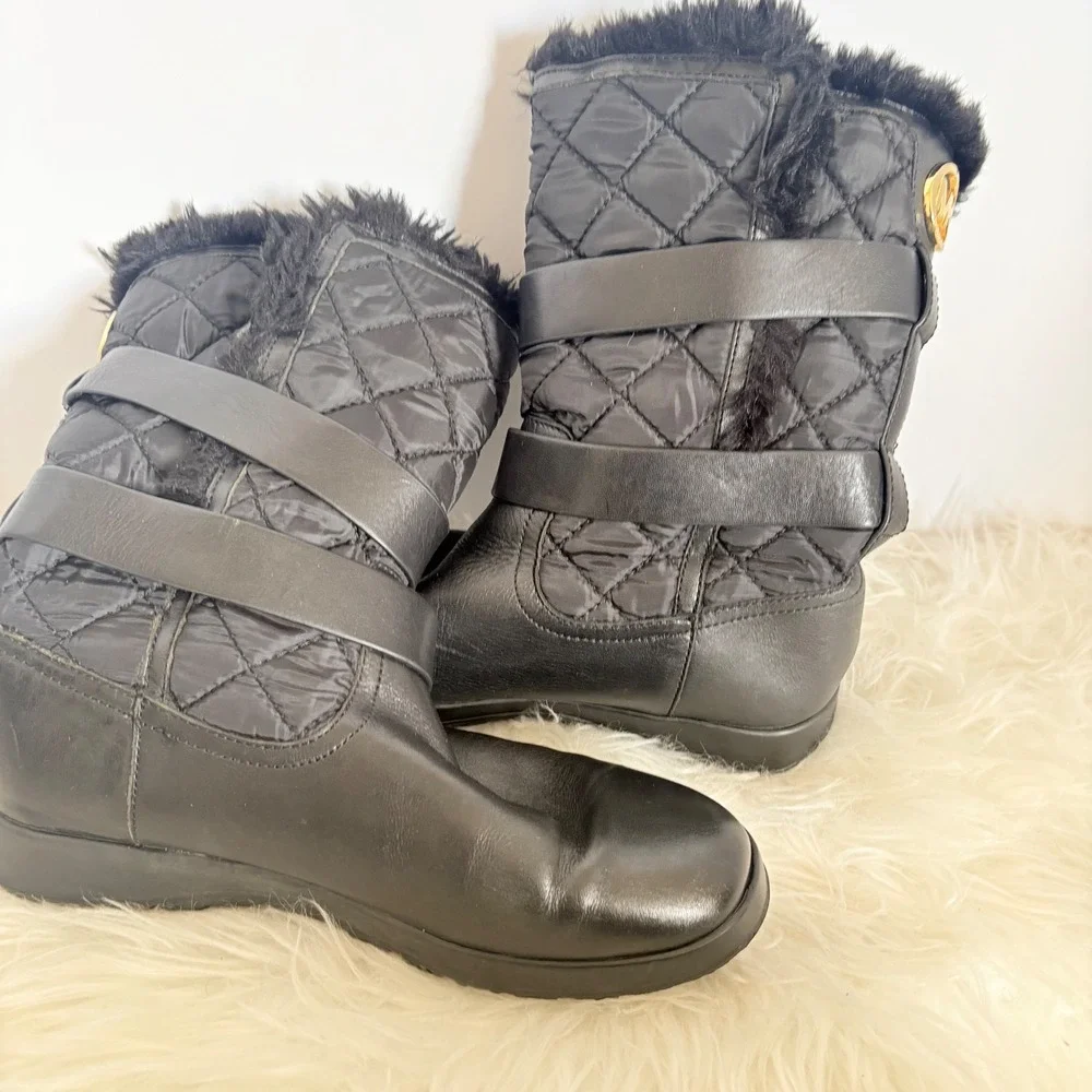 Michael Kors Black Quilted Faux Fur Trim Buckle‎ Boots AQ13G 7M